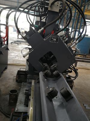 De Hoek van Gray Color CNC Ponsen en het Scheren Machine met Ponsenkracht 1000kN