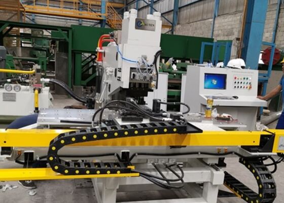 CNC-plaatponsmarkeer- en boormachine met boorcapaciteit van Φ50 mm