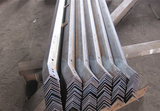Model HQ250-700 CNC-hoekstaalverwarmings- en buigmachine