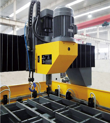Servo Motor Voeding CNC Plaat Boormachine 1500×8000mm Maximale Werkstukgrootte voor Diverse Plaatmaten en -Dikten
