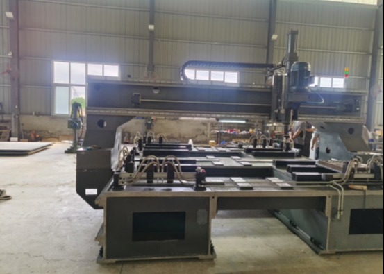 7.5KN Klemkracht Geautomatiseerde CNC Plaat Boormachine 28mm T-gleuf Breedte 0.45KW Koelvermogen