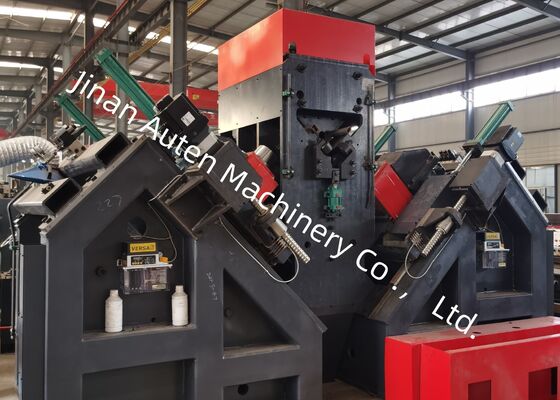 CNC-hoekboormachine met hoge snelheid en markeermachine voor transmissietoren