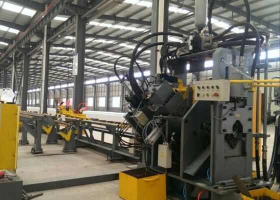 Model JNC2020 Cnc Hoekponsen Scherende productielijn 32x7x3m Totale afmeting