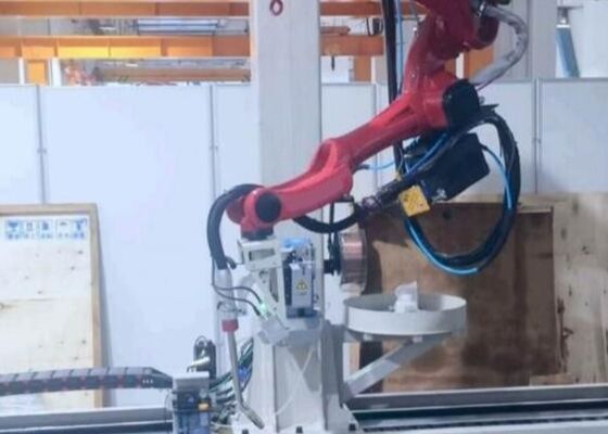 ±0.07 mm Herhalingsnauwkeurigheid Omgekeerde Rail Lasrobot Machine 180000 Lux Lichtbestendigheid