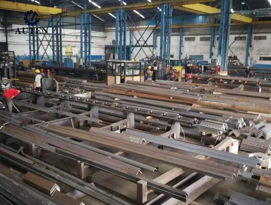 Precision High Speed CNC Punching Marking Shearing Line voor hoeken met slimme besturing
