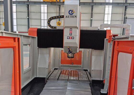 28mm T-sleufbreedte CNC Plaatboor- en Freesmachine 30mm Max. Boordiameter