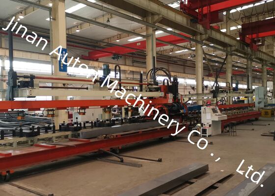 CNC-plaatpunchmachine met maximale plaatdikte 6 mm maximale snelheid 50 m/min voor automobielbalk