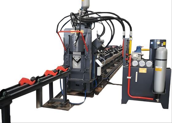 2200/4300KN Snijkracht Cnc hoek staal metaalplaat punch snijmachine lijn Model JNC2020