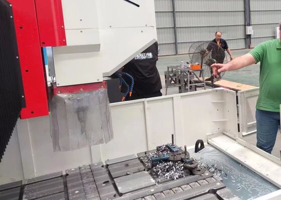 Windenergieopwekking Gebruik CNC Flensplaat Pons- en Freesmachine Model PHD1212
