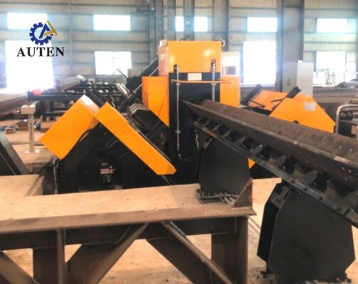 Premium CNC-hoekboormachine en -markeringsmachine met automatisch laden